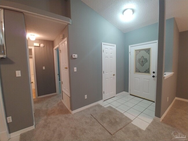 6024 Yellow Rose Dr in Pensacola, FL - Building Photo - Building Photo