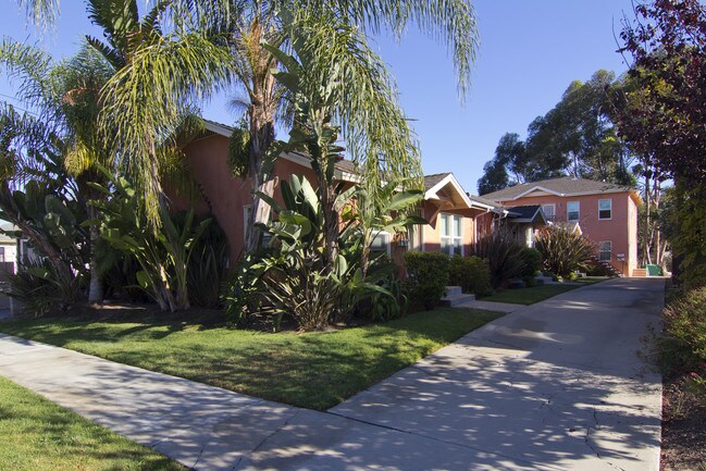 5131-5139 34th St in San Diego, CA - Foto de edificio - Building Photo