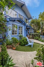 700 Angelus Pl in Los Angeles, CA - Building Photo - Building Photo