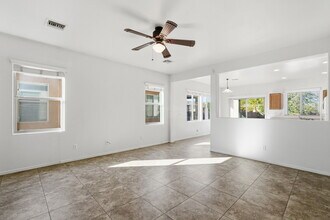 907 E Catkins Pl in Sahuarita, AZ - Foto de edificio - Building Photo