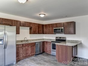 261 Quinn Hill Ln in Mars Hill, NC - Building Photo - Building Photo