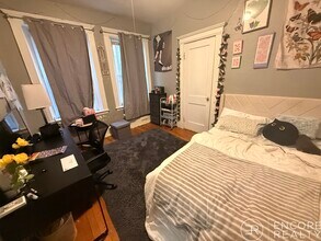 464 Park Dr, Unit 5 in Boston, MA - Foto de edificio - Building Photo