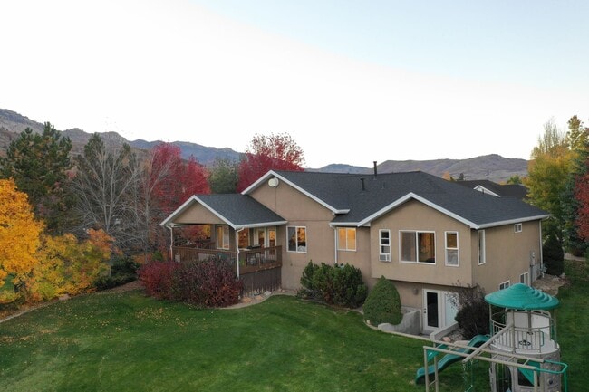 property at 3203 E 4650 N