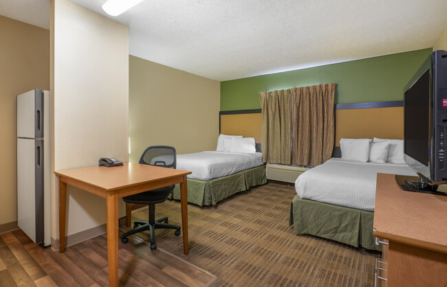 Furnished Studio - Indianapolis in Indianapolis, IN - Foto de edificio - Building Photo