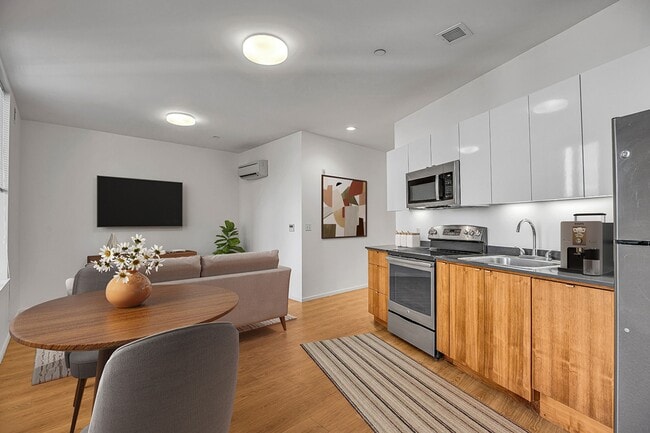 The Emery Apartments in Portland, OR - Building Photo - Building Photo