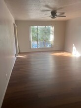 4859 Cedar Springs Rd in Dallas, TX - Foto de edificio - Building Photo
