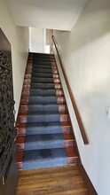 1960 W 23rd St, Unit 1960 1/2 in Los Angeles, CA - Building Photo - Building Photo