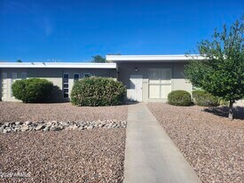 13416 N Hawthorn Dr in Sun City, AZ - Building Photo