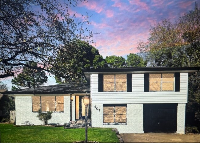 607 Oklahoma Ave