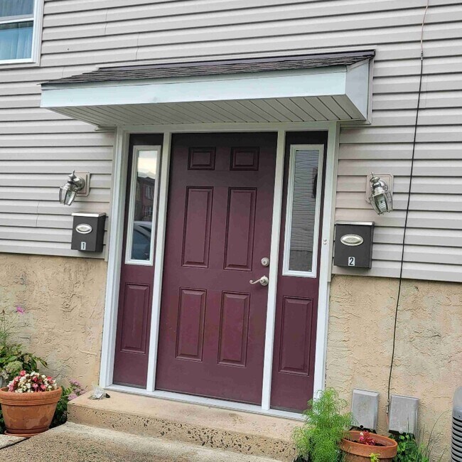 2156 Birch Dr in Lafayette Hill, PA - Building Photo - Building Photo