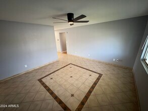 3615 E Janice Wy in Phoenix, AZ - Building Photo - Building Photo