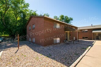 923 James Ct in Fort Collins, CO - Building Photo - Building Photo