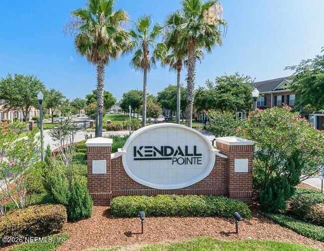 1468 Pitney Cir