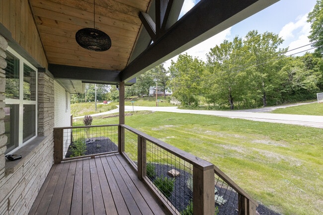 331 Clover Hill Rd in Maryville, TN - Building Photo - Building Photo