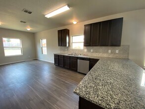 10822 Randolph Way in Converse, TX - Building Photo - Building Photo