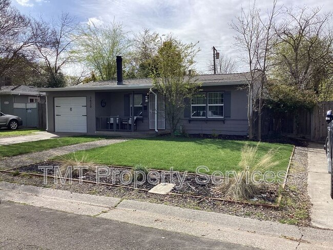 3620 Darlene Ave in Sacramento, CA - Building Photo - Building Photo