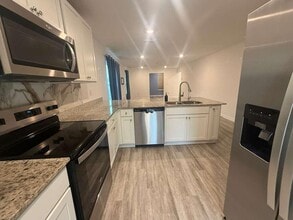 128 Bluebeech St in Freeport, FL - Building Photo - Building Photo