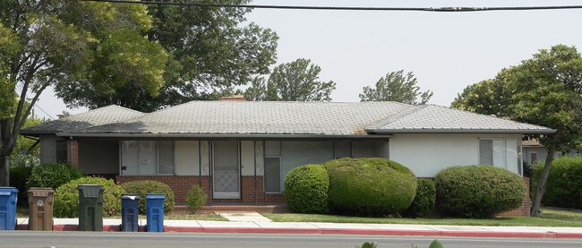 201 Wilbur Ave in Antioch, CA - Foto de edificio - Building Photo