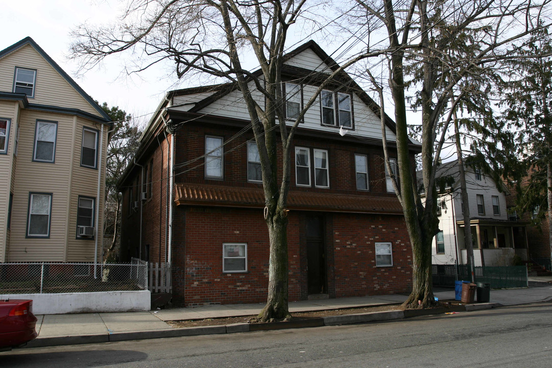 277 Hope Ave in Passaic, NJ - Building Photo