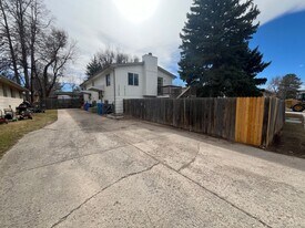 1215 Cherry St in Fort Collins, CO - Building Photo