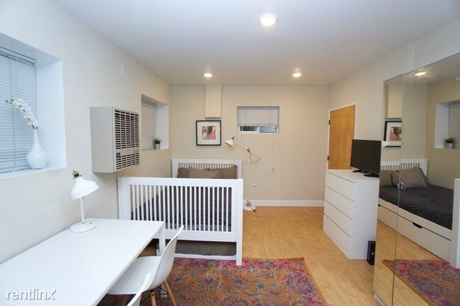 2636 Warring St-Unit -Apt 100 in Berkeley, CA - Building Photo - Building Photo