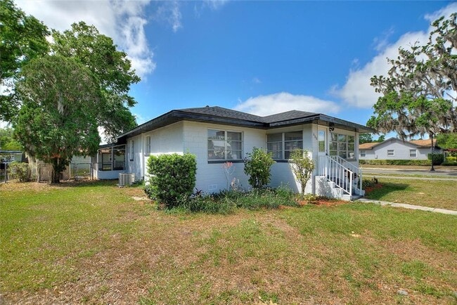 666 Ave B SW in Winter Haven, FL - Building Photo - Building Photo