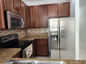 14677 SW 9th St in Pembroke Pines, FL - Building Photo - Building Photo