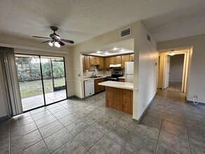 4247 Oak Terrace Dr in Greenacres, FL - Foto de edificio - Building Photo
