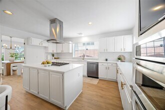 10310 Minturn Ln in Houston, TX - Building Photo - Building Photo