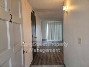 2145 NW Highland Dr in Corvallis, OR - Foto de edificio - Building Photo