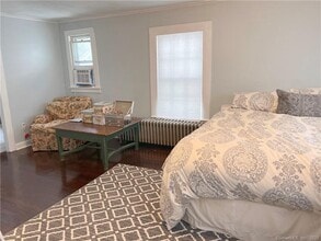 28 N Elm St in Wallingford, CT - Building Photo - Building Photo