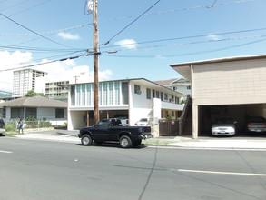 717 Wiliwili St in Honolulu, HI - Building Photo - Building Photo