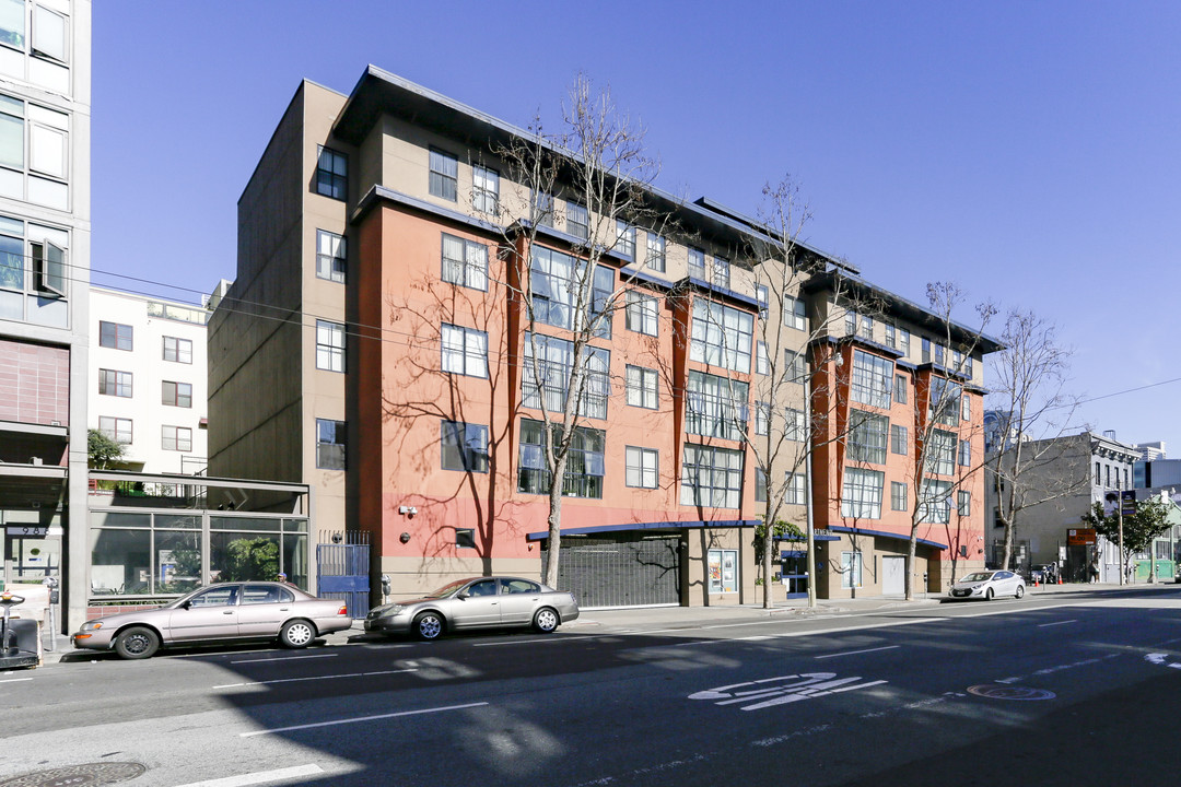 Leland Apartments in San Francisco, CA - Building Photo