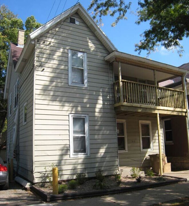 319 N Butler St in Madison, WI - Foto de edificio