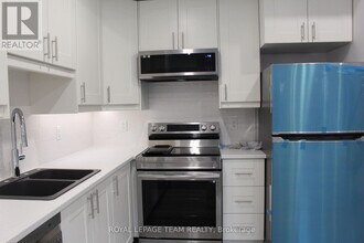 155 Longpré St in Ottawa, ON - Building Photo - Building Photo