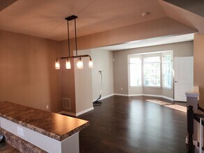 128 Lewisham Rd in Cranberry Township, PA - Building Photo - Building Photo