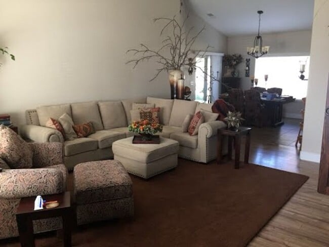 1286 Wanderer Ln in Chico, CA - Building Photo - Building Photo