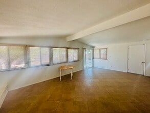 38416 Pond Ave in Palmdale, CA - Building Photo - Building Photo