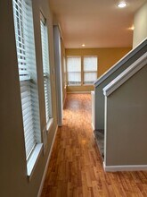 1021 NE Kayak Loop in Bend, OR - Building Photo - Building Photo