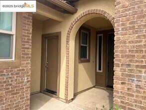 3745 Castellina Way in Manteca, CA - Building Photo - Building Photo