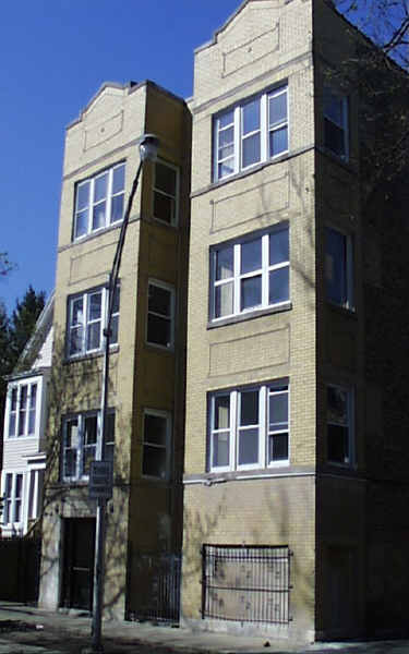 2104-2110 N Saint Louis Ave in Chicago, IL - Building Photo