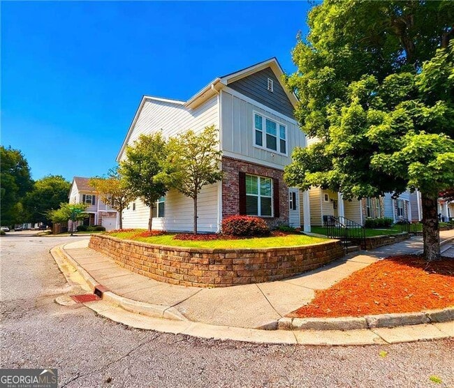 property at 602 Lofty Ln