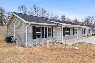 25 Cottage Ln in Hurricane, WV - Building Photo - Building Photo