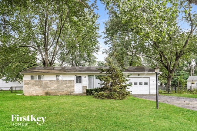 property at 505 Vista Dr