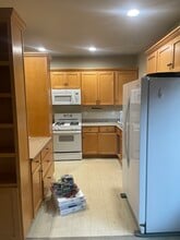 6609 198th Pl SW in Lynnwood, WA - Foto de edificio - Building Photo