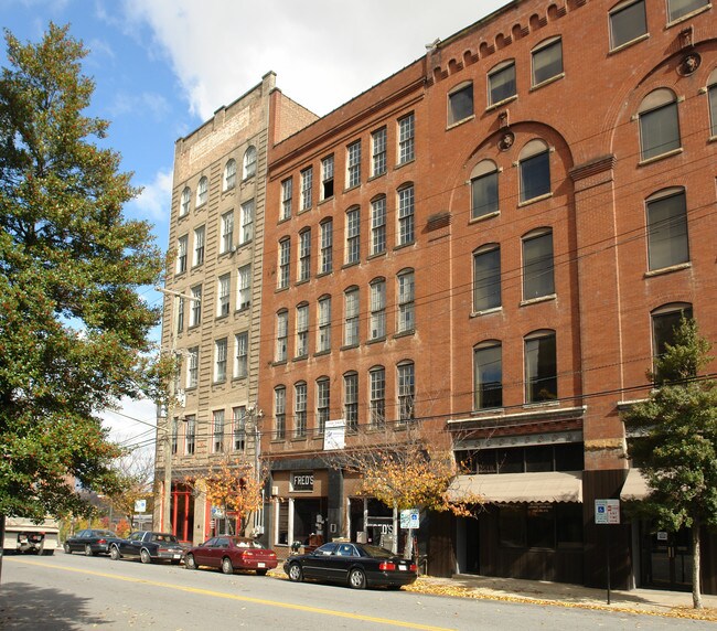 River Lofts West in Lynchburg, VA - Building Photo - Building Photo
