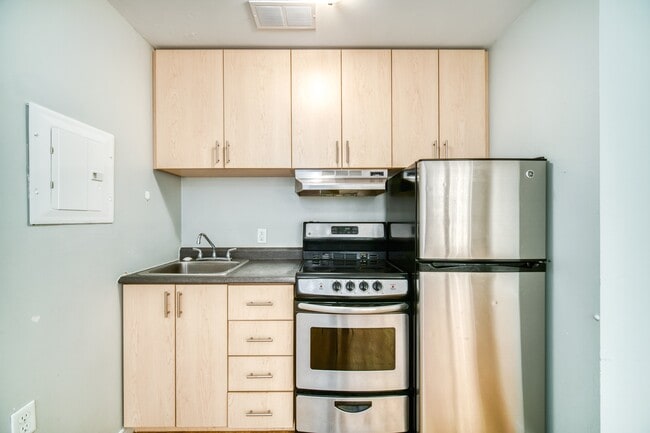 property at 5222-5222 Green St