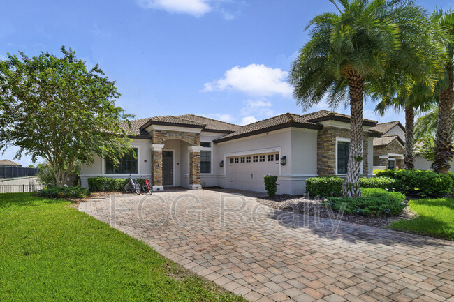 1405 Deuce Cir in Davenport, FL - Foto de edificio - Building Photo