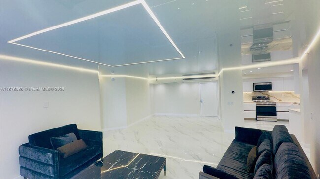 property at 3500 Mystic Pointe Dr