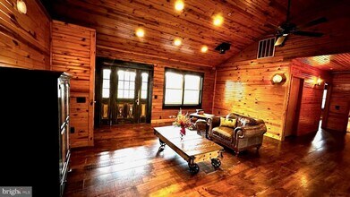 18304 Hawkins Rd in Brandywine, MD - Building Photo - Building Photo